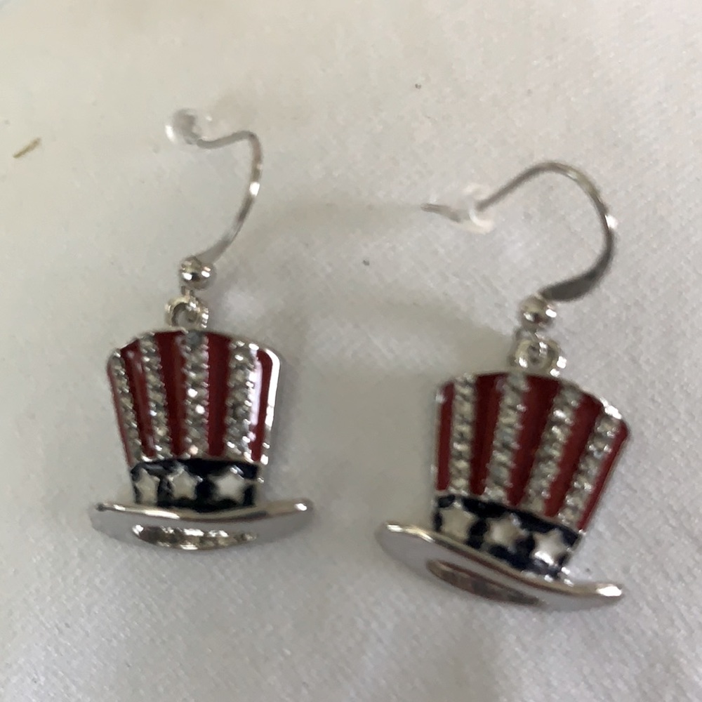 🇺🇸  5 for $20 Uncle Sam’s hat earrings.bundle with other USA Jewelry items